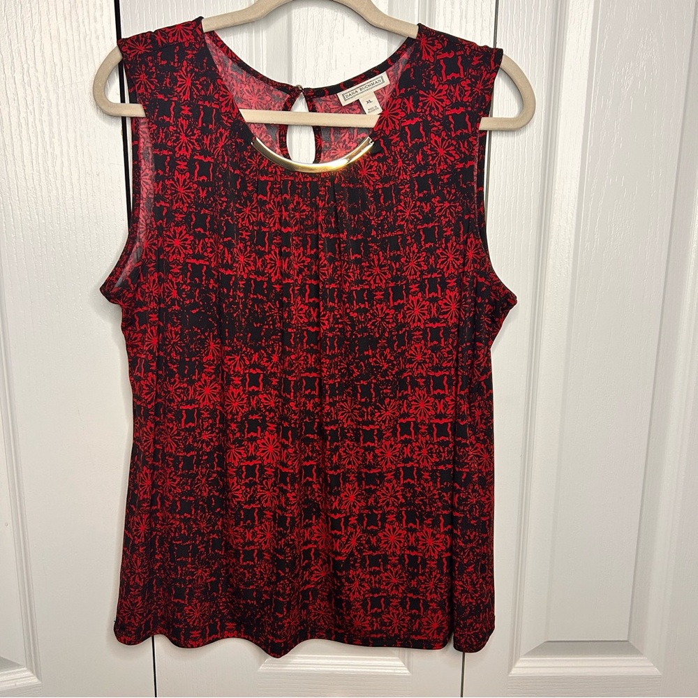 Dana Buchman Women’s Red Black Gold Geometric Sleeveless Top Size XL Blouse